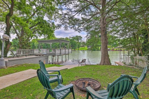 Seguin Home on Lake Placid with Boat Dock!